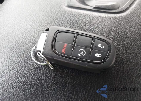 2017 Ram 1500 Laramie 4X4 5'7 Box z USA, uszkodzony, nr VIN 1C6RR7NT5HS720961